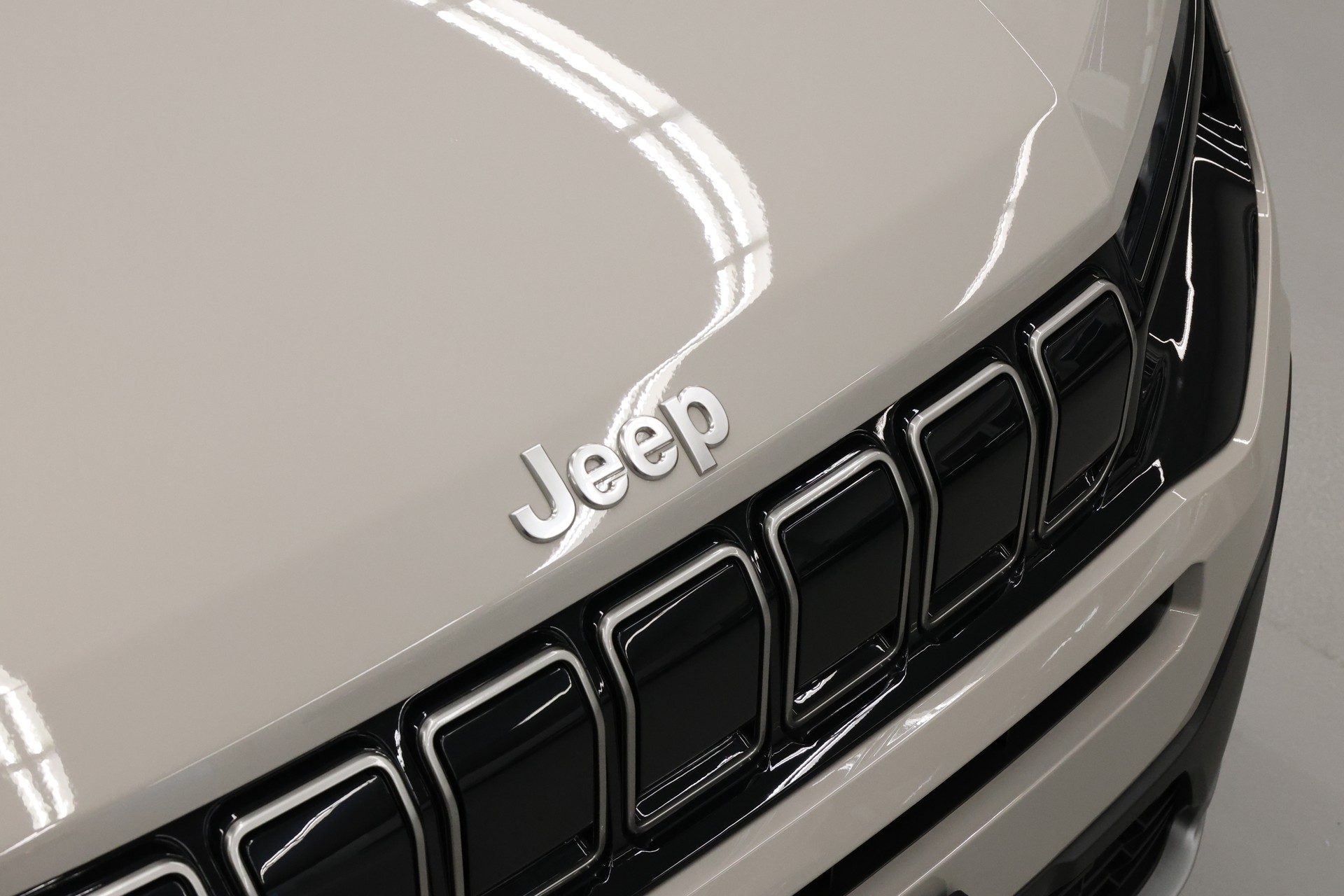JEEP Avenger 1.2 MHEV Summit-image-6