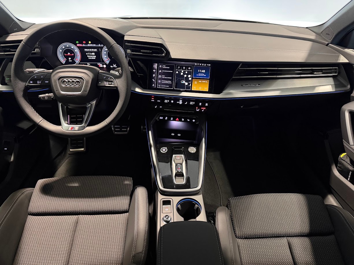 AUDI A3 Sportback TFSI 150 kW quattro S line S tronic-image-11