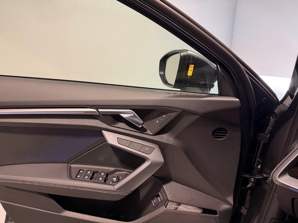 AUDI A3 Sportback TFSI 150 kW quattro S line S tronic-image-7