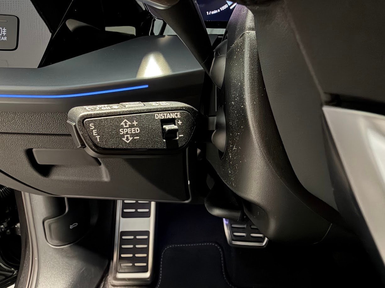 AUDI A3 Sportback TFSI 150 kW quattro S line S tronic-image-6