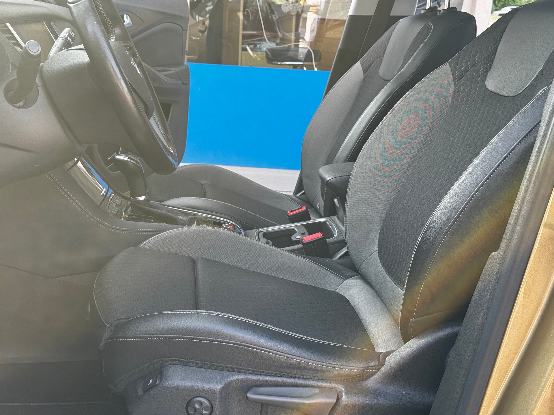 OPEL Grandland X 1.2i TP Excellence Automatik-image-11