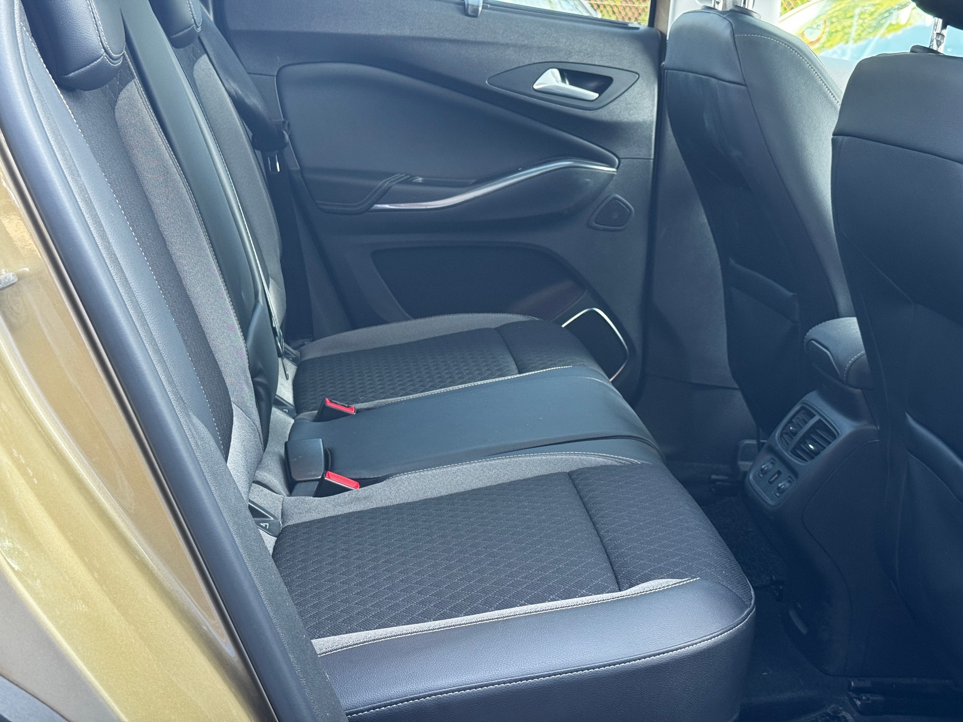 OPEL Grandland X 1.2i TP Excellence Automatik-image-8
