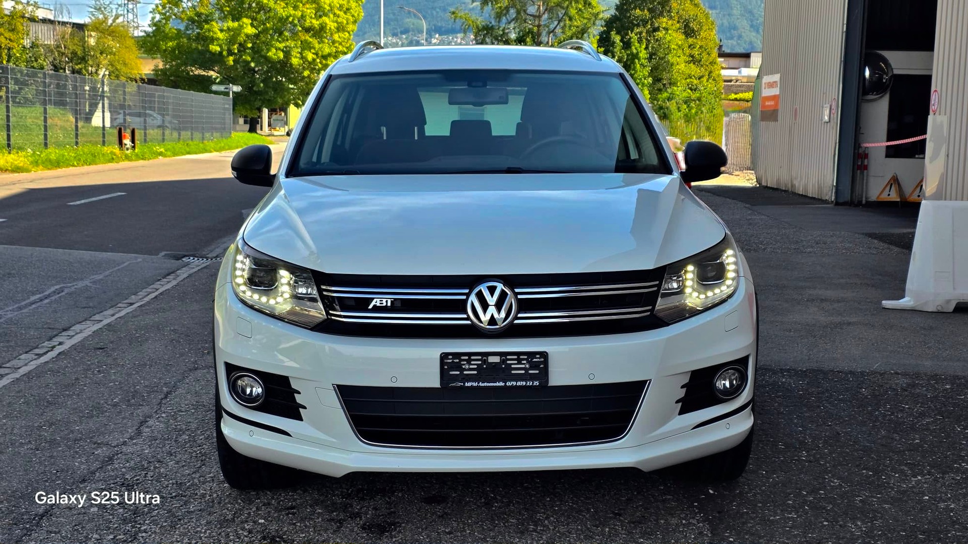 VW Tiguan 2.0 TDI BMT Cup R-Line 4Motion DSG-image-0
