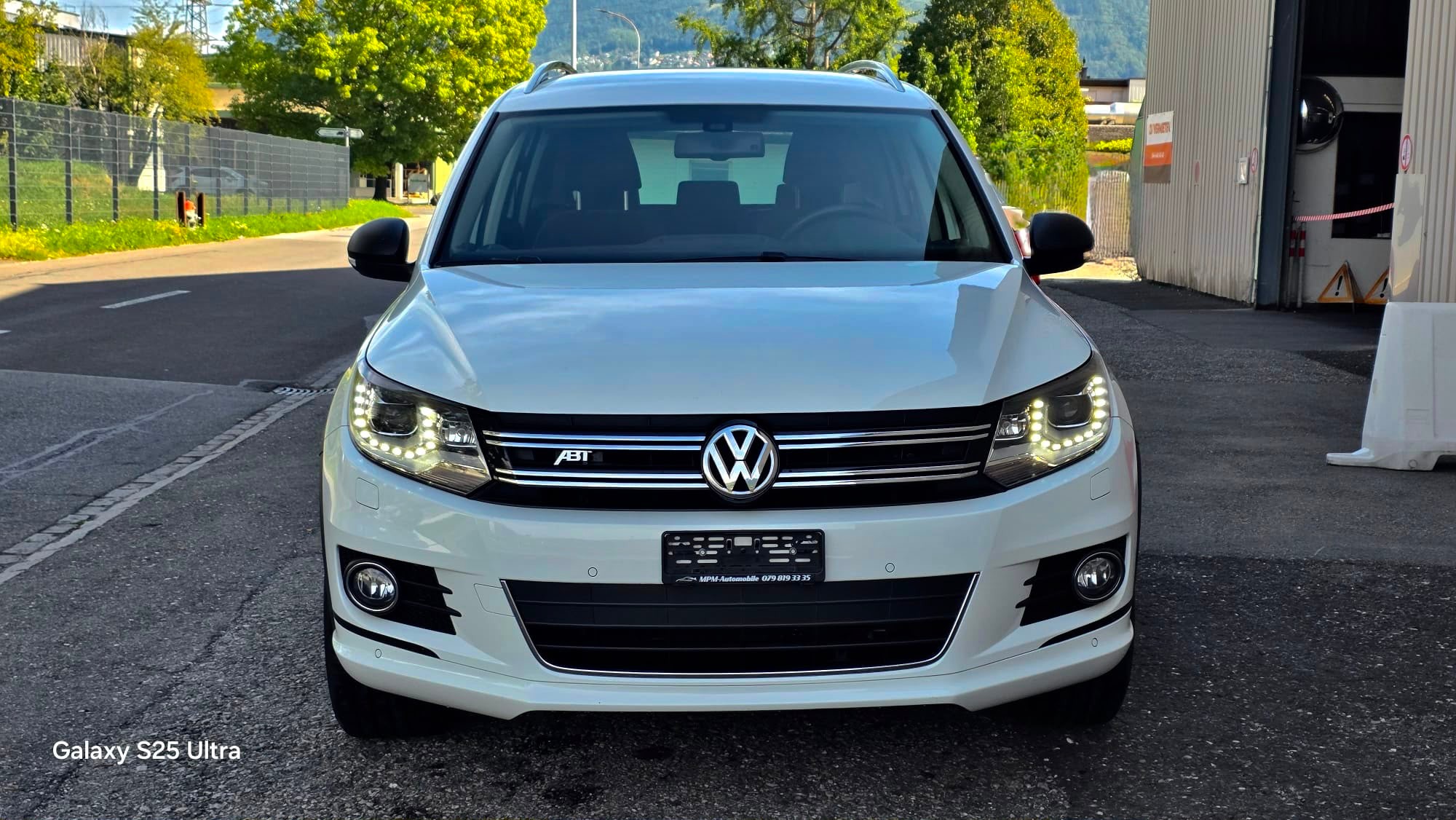 VW Tiguan 2.0 TDI BMT Cup R-Line 4Motion DSG — slika 1