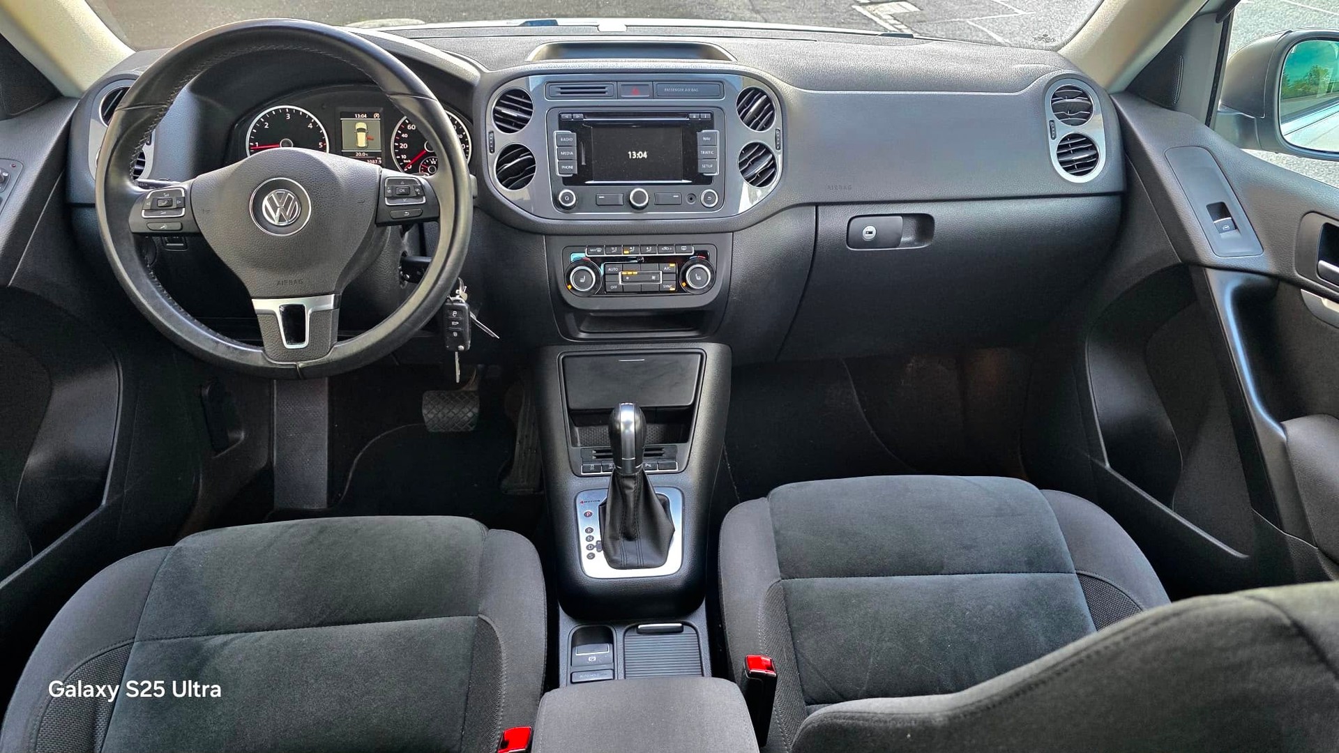 VW Tiguan 2.0 TDI BMT Cup R-Line 4Motion DSG-image-13