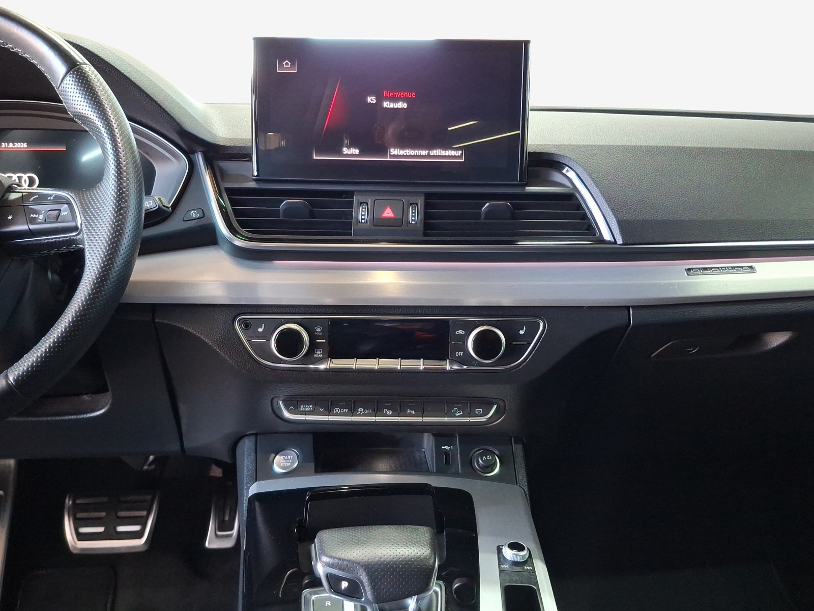 AUDI Q5 Sportback 40 TDI Blackedition quattro S-tronic-image-9
