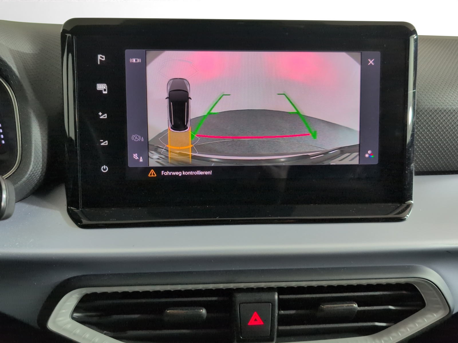 SEAT Arona 1.5 Eco TSI FR DSG-image-12