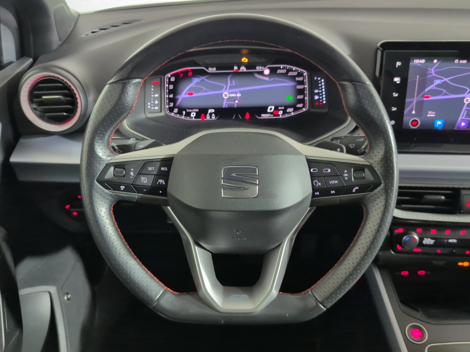 SEAT Arona 1.5 Eco TSI FR DSG-image-11