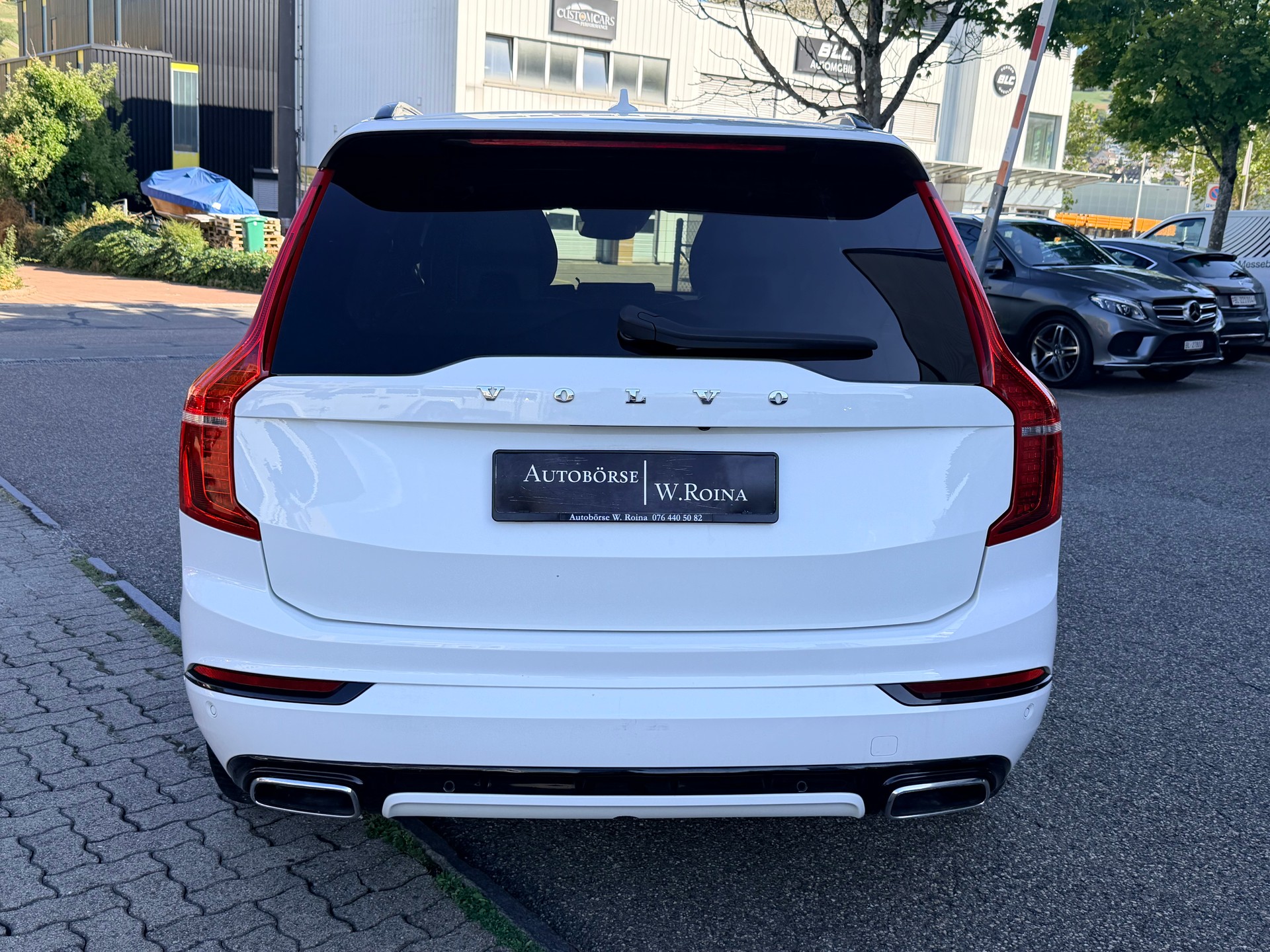 VOLVO XC90 B5 Diesel AWD R-Design Geartronic-image-3