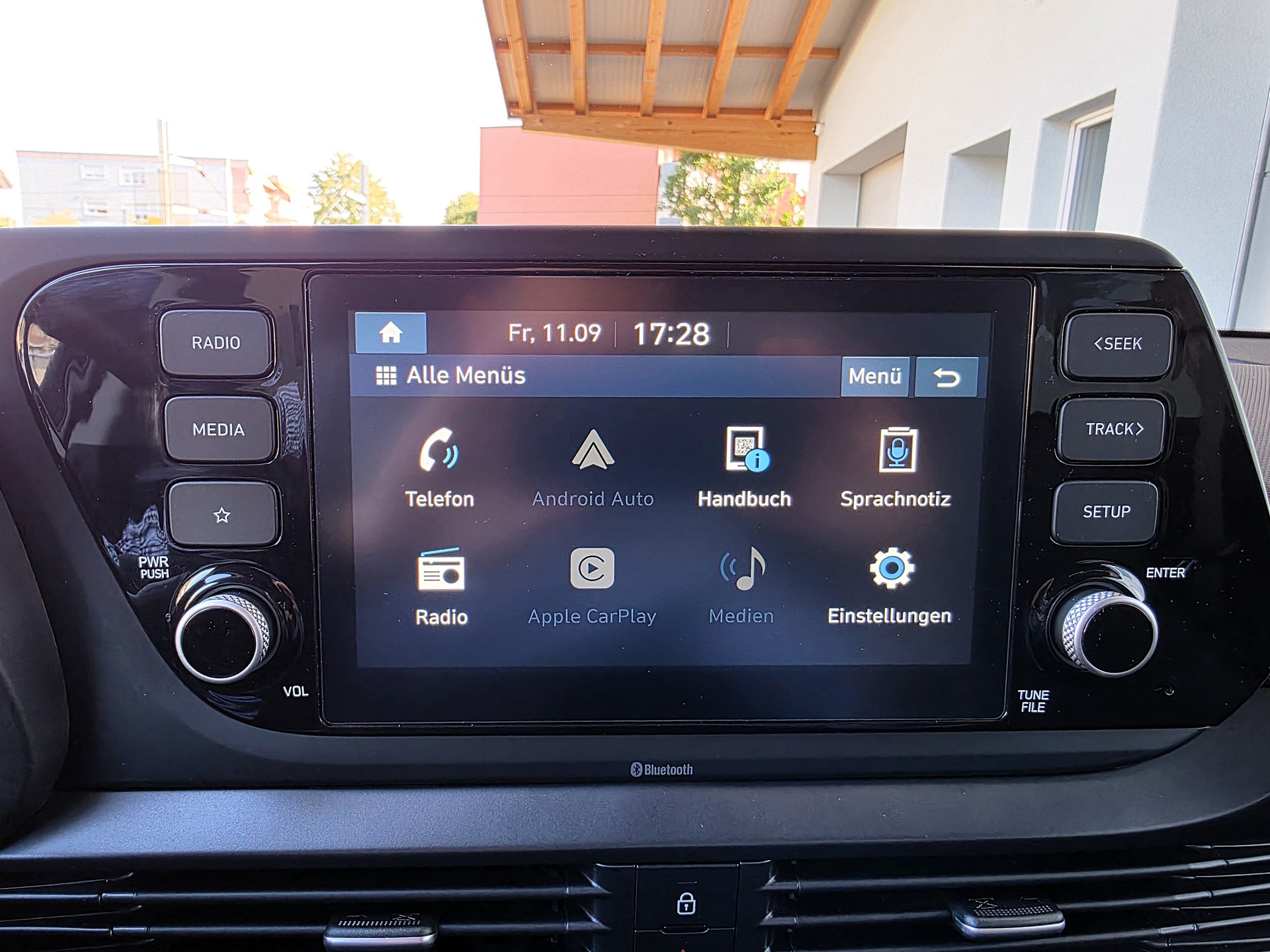 HYUNDAI i20 1.0 T-GDi Amplia-image-14