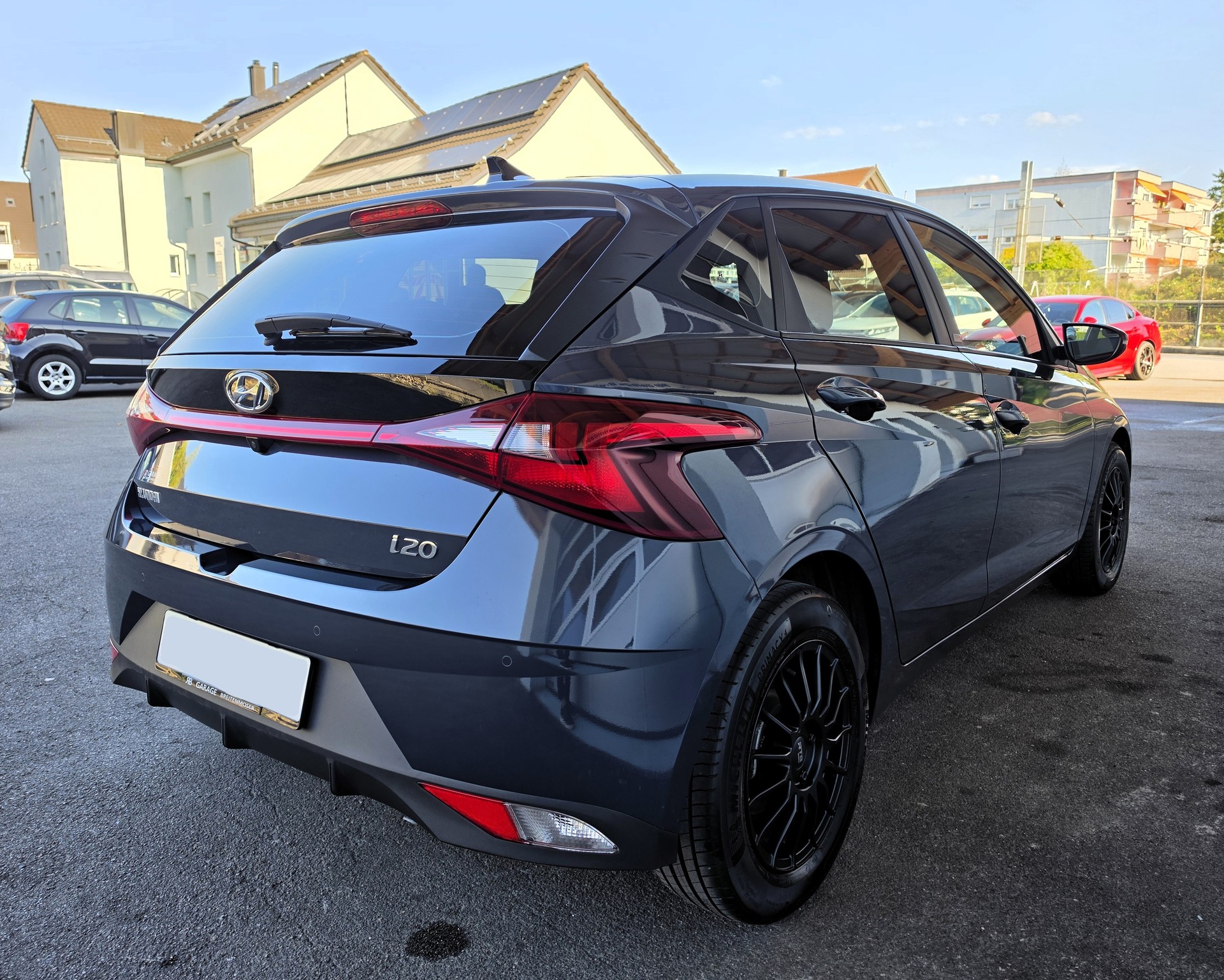 HYUNDAI i20 1.0 T-GDi Amplia-image-9