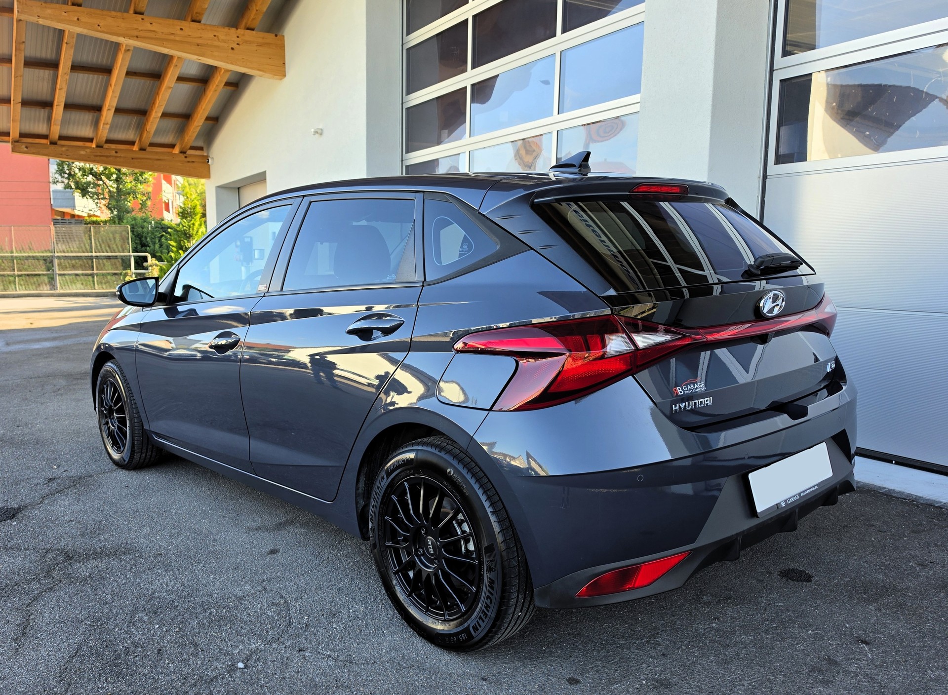 HYUNDAI i20 1.0 T-GDi Amplia-showroom-element-3