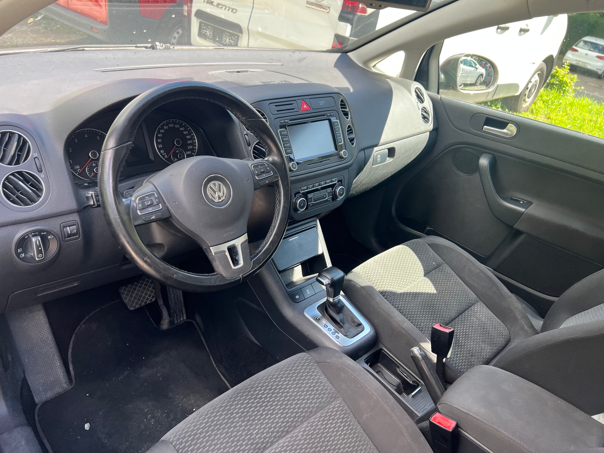 VW Golf Plus 1.4 TSI Comfortline DSG-image-8