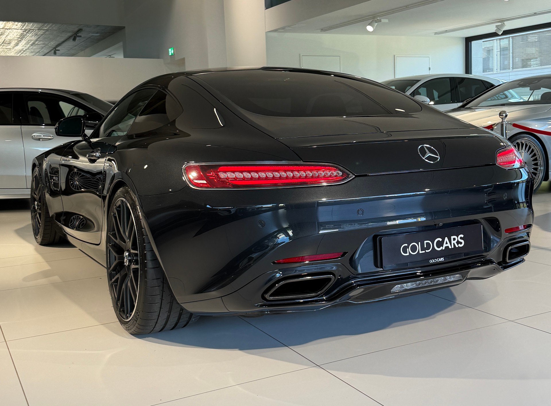 MERCEDES-BENZ AMG GT S Speedshift DCT-image-5