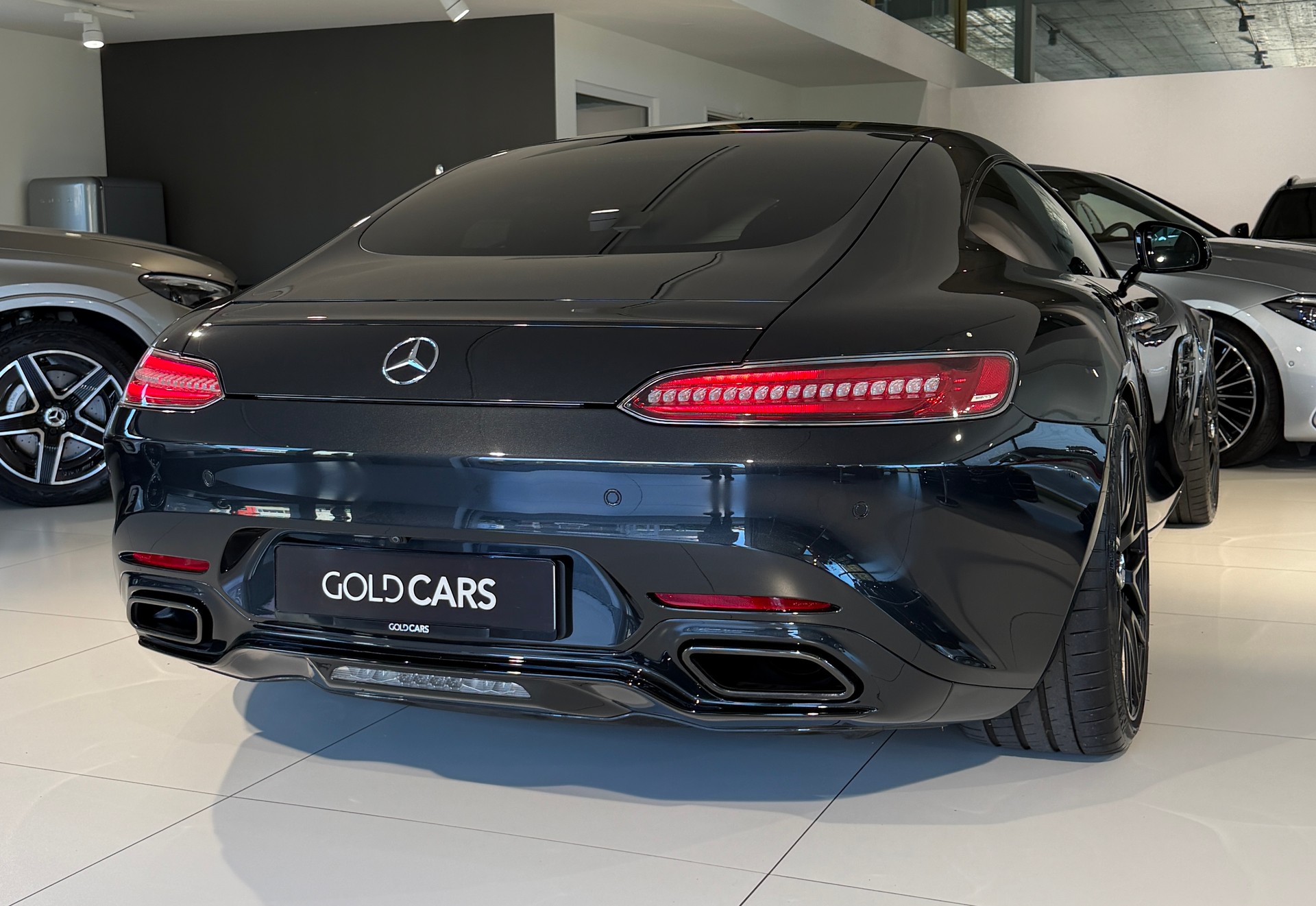 MERCEDES-BENZ AMG GT S Speedshift DCT-image-6