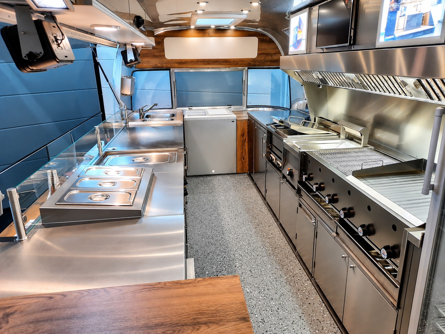 AIRSTREAM Diner XL-image-2