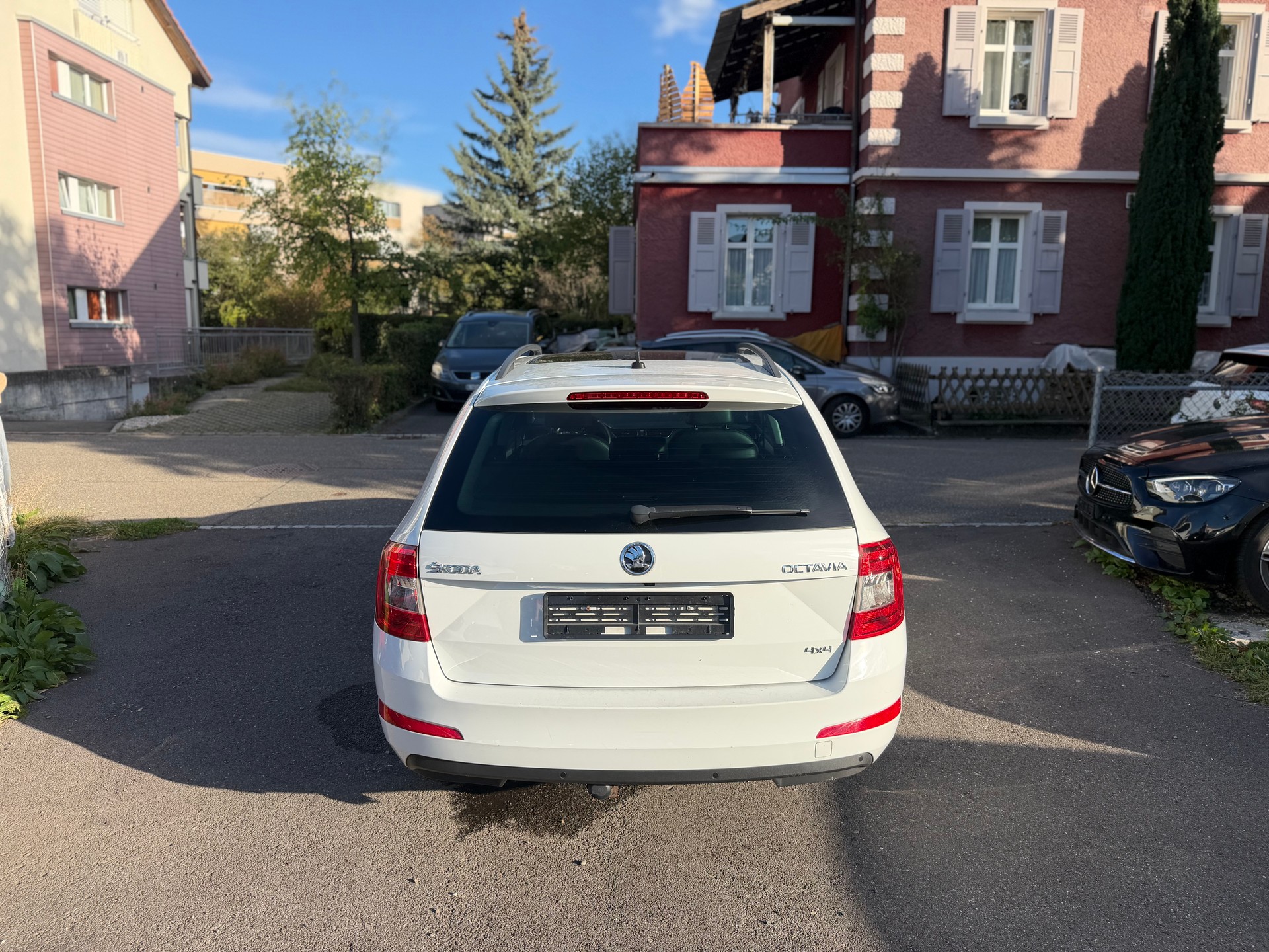 SKODA Octavia Combi 2.0 TDI Ambition 4x4 DSG-image-3