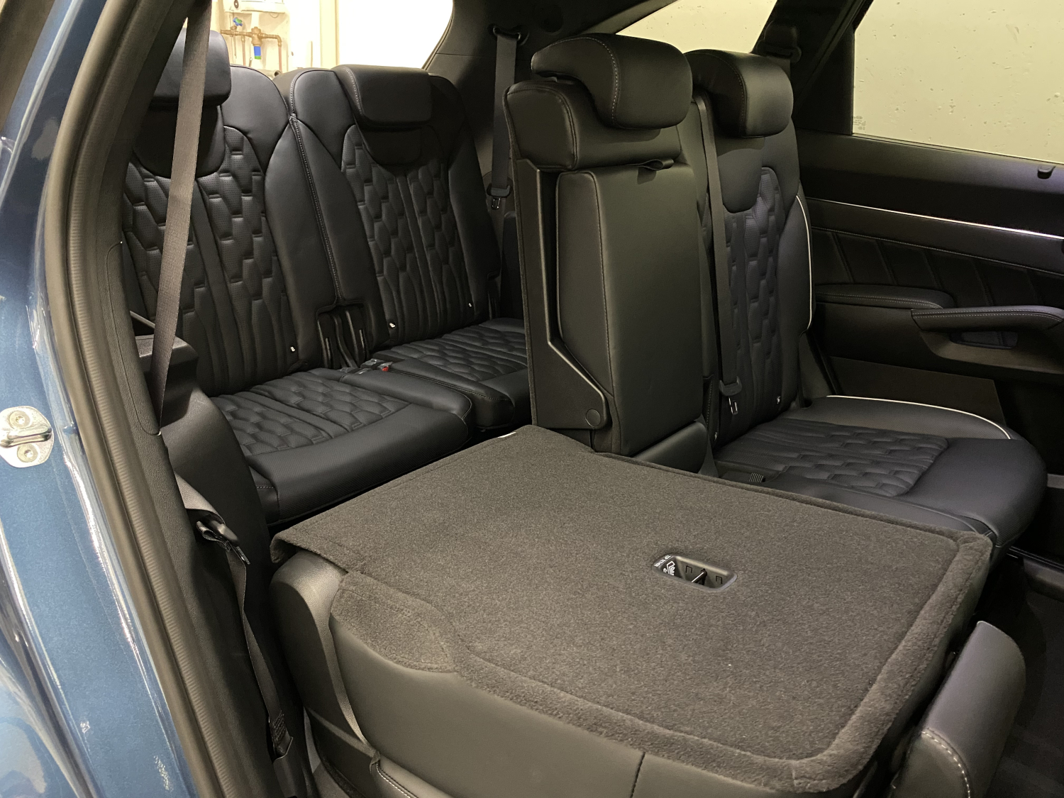 KIA Sorento 1.6 T-GDi Hybrid Style 7P-image-16