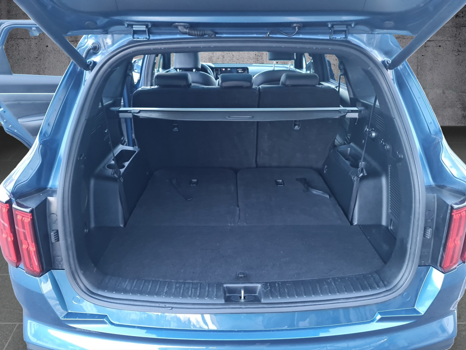 KIA Sorento 1.6 T-GDi Hybrid Style 7P-image-17