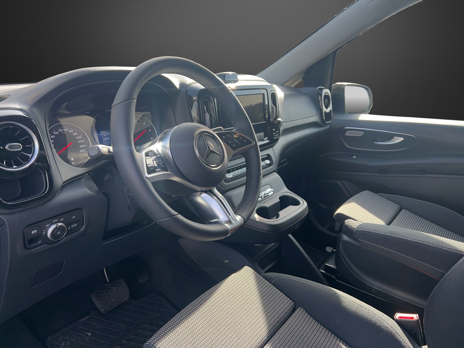 MERCEDES-BENZ Vito 119 CDI Lang Tourer 9G-Tronic 4M Select-image-2