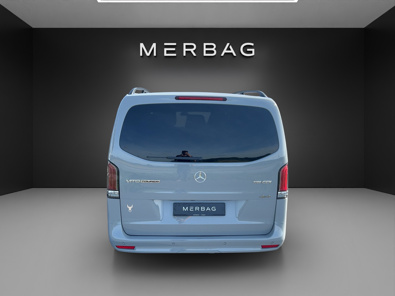 MERCEDES-BENZ Vito 119 CDI Lang Tourer 9G-Tronic 4M Select-image-4