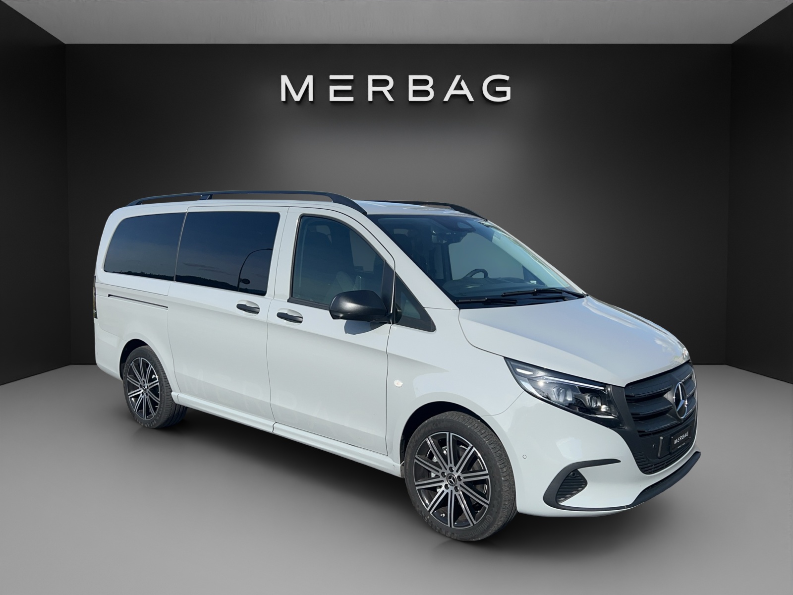 MERCEDES-BENZ Vito 119 CDI Lang Tourer 9G-Tronic 4M Select-image-0