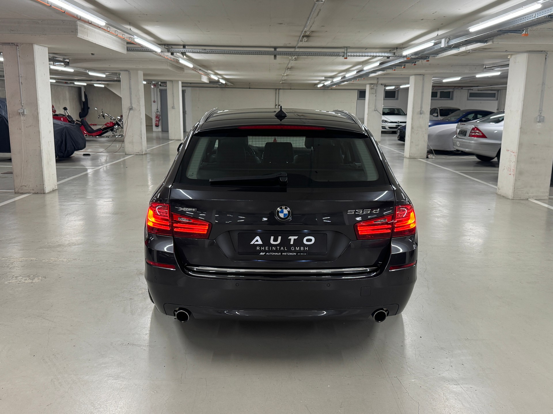 BMW 535d Touring xDrive Luxury Line I Frisch MFK 06.26 I Frisch Service I 8-fach I CH-Fhrz. I Garantie möglich I TOP Angebot-image-3