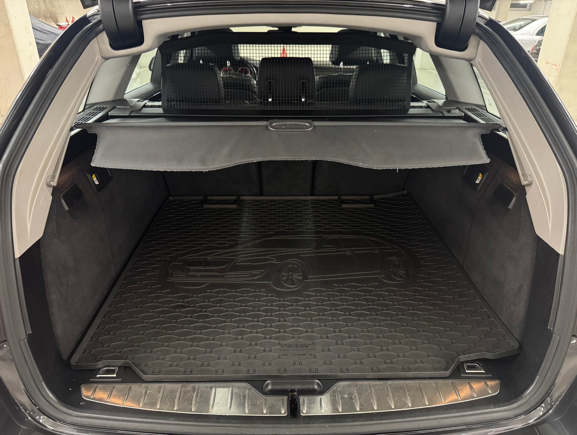 BMW 535d Touring xDrive Luxury Line I Frisch MFK 06.26 I Frisch Service I 8-fach I CH-Fhrz. I Garantie möglich I TOP Angebot-image-24