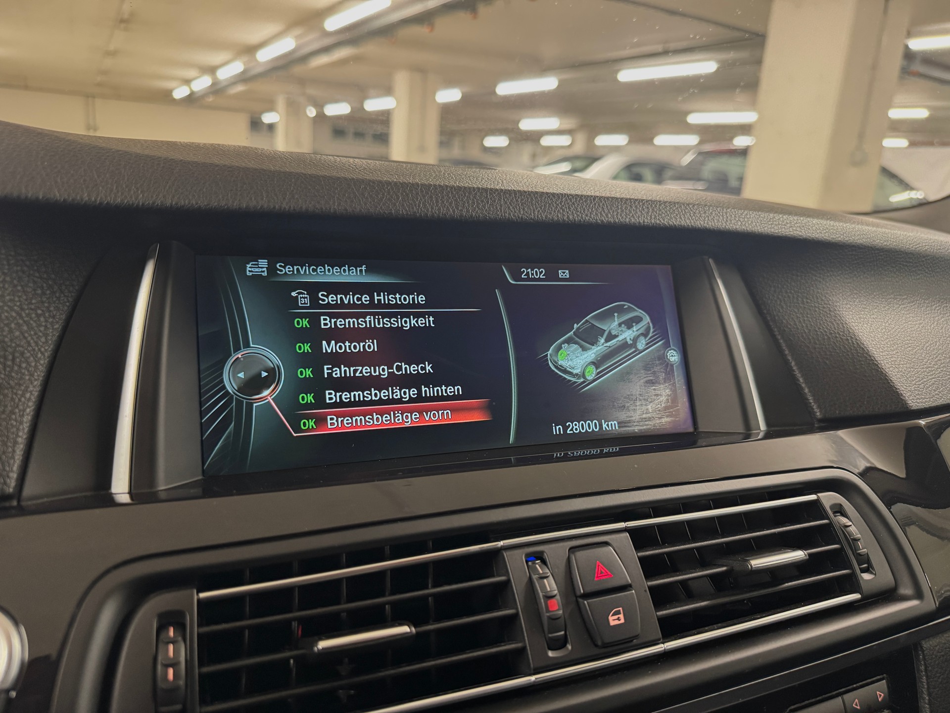 BMW 535d Touring xDrive Luxury Line I Frisch MFK 06.26 I Frisch Service I 8-fach I CH-Fhrz. I Garantie möglich I TOP Angebot-image-17