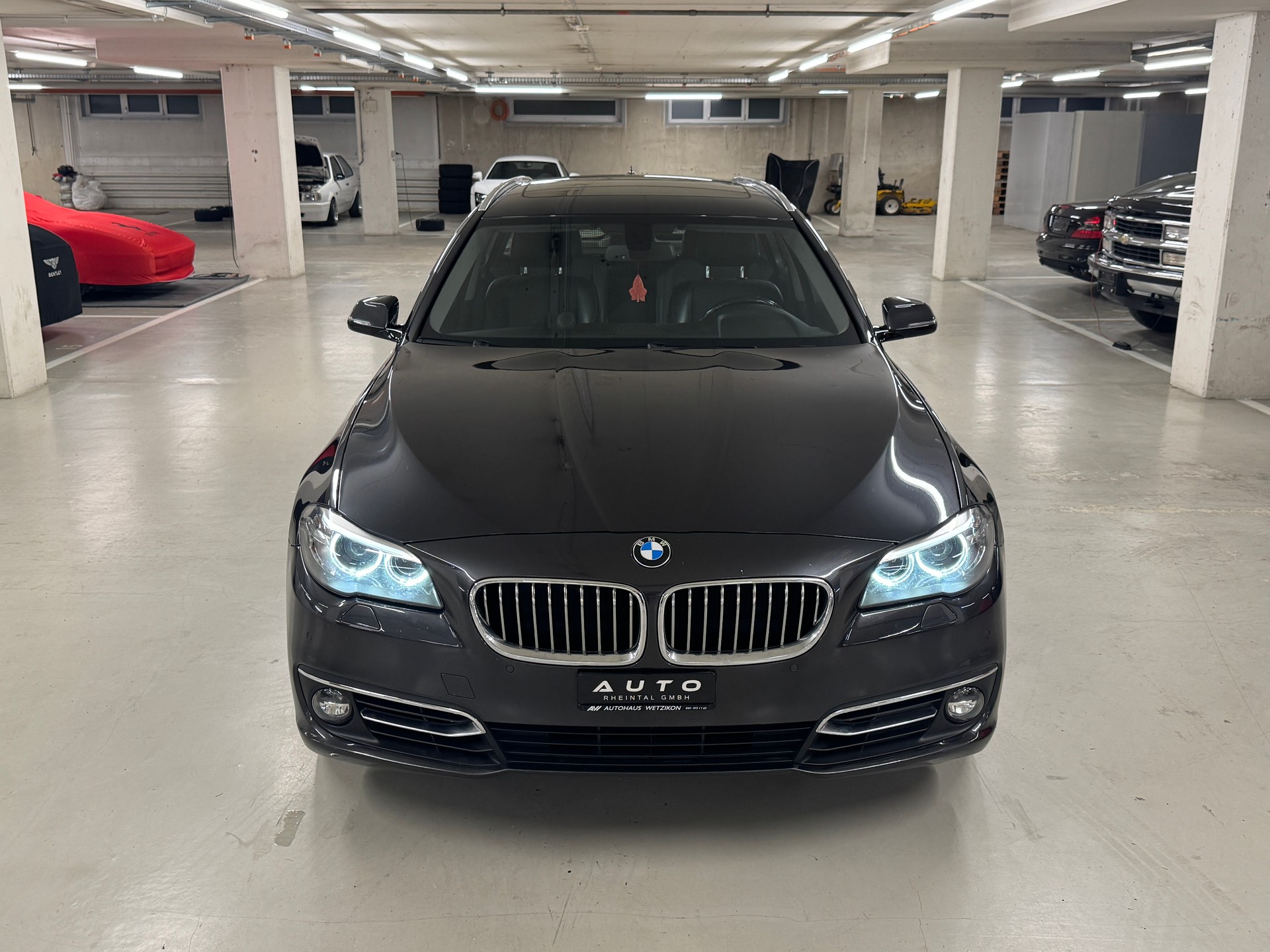 BMW 535d Touring xDrive Luxury Line I Frisch MFK 06.26 I Frisch Service I 8-fach I CH-Fhrz. I Garantie möglich I TOP Angebot-image-7