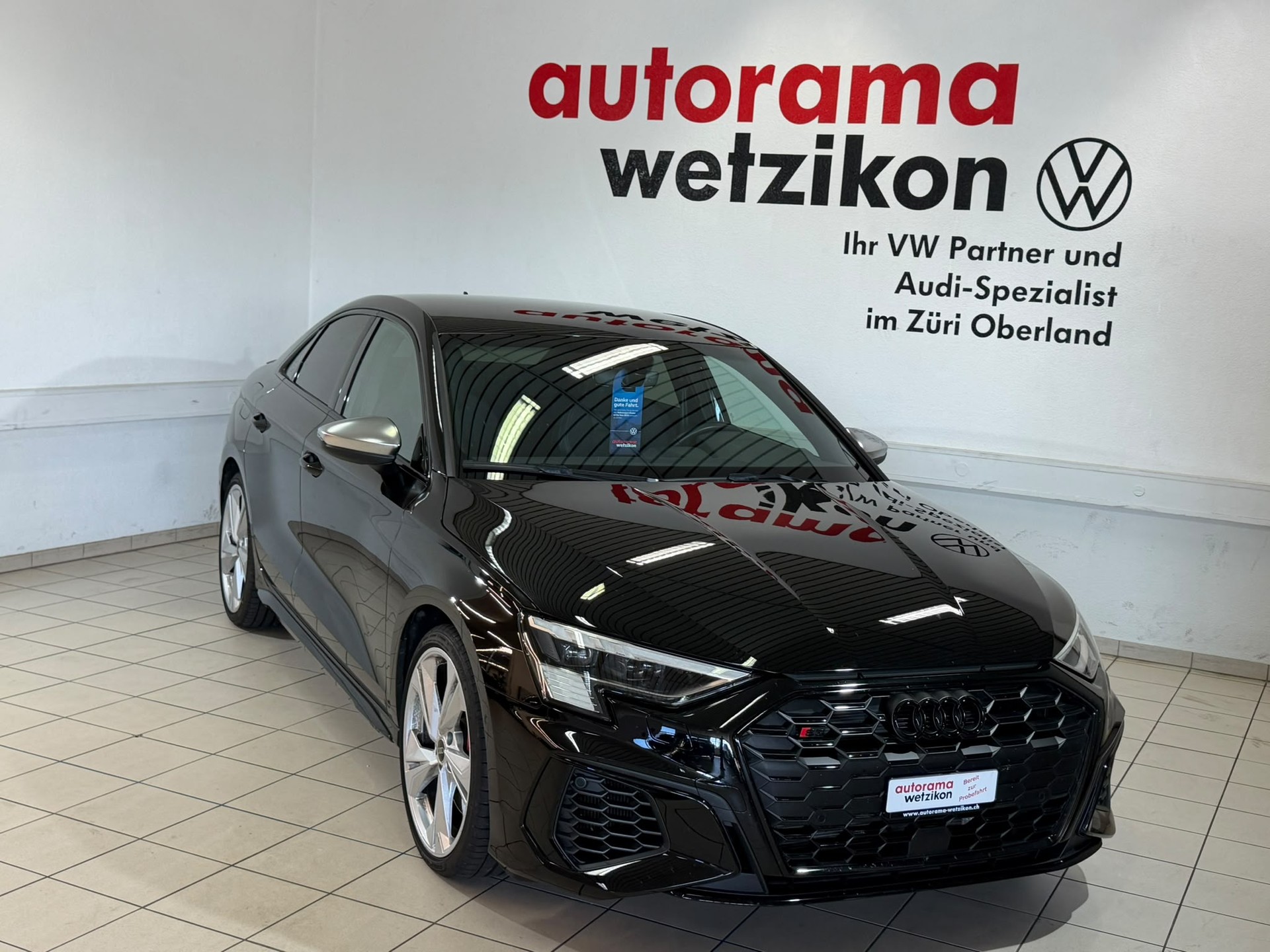AUDI S3 Limousine 2.0 TFSI quattro S-tronic-showroom-element-1