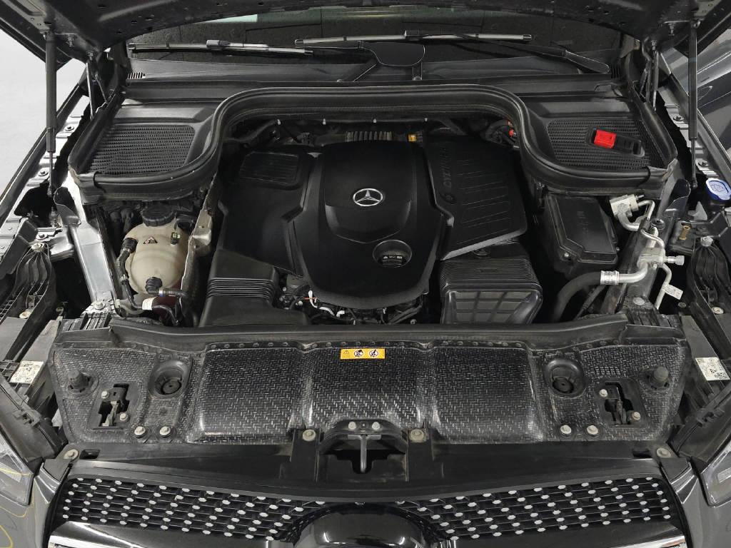 MERCEDES-BENZ GLE 400 d AMG Line 4Matic-image-9