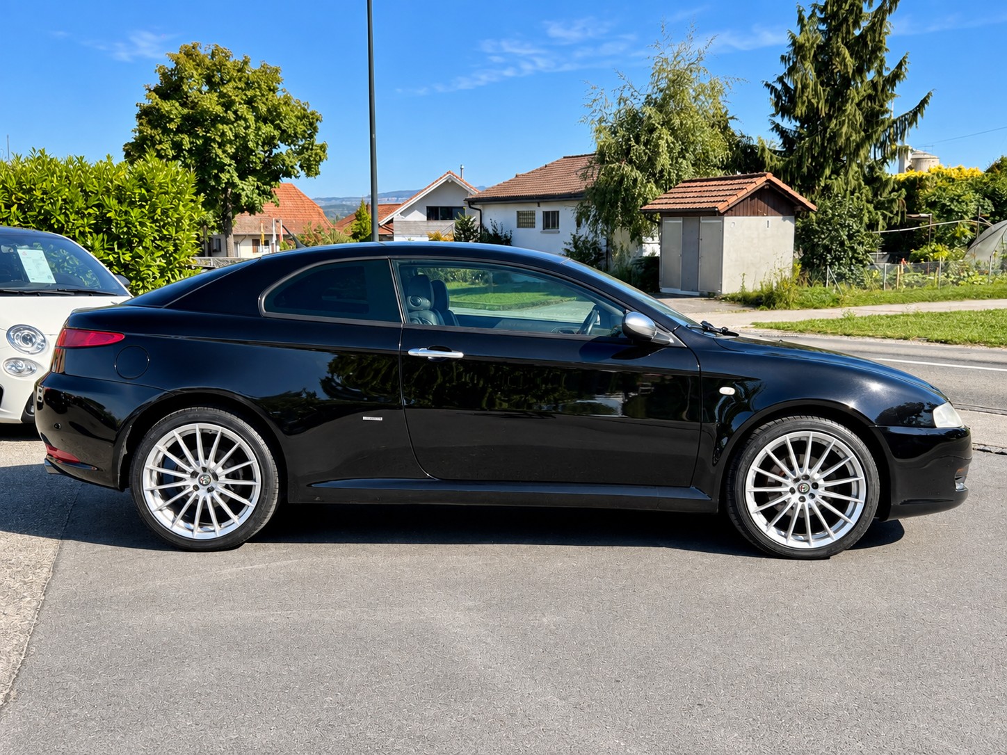 ALFA ROMEO GT 1.9 JTD Black Line-image-1