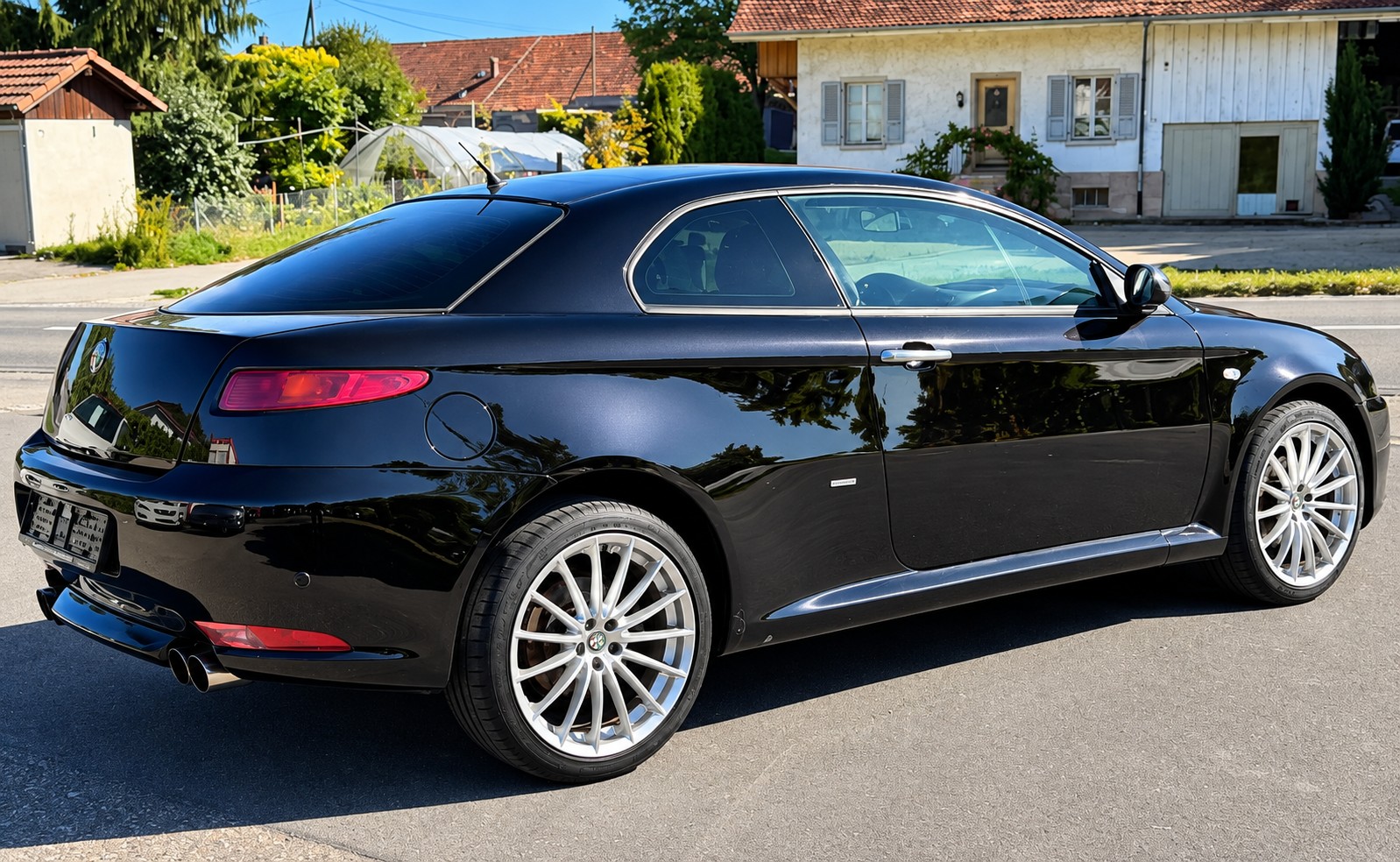 ALFA ROMEO GT 1.9 JTD Black Line-image-2