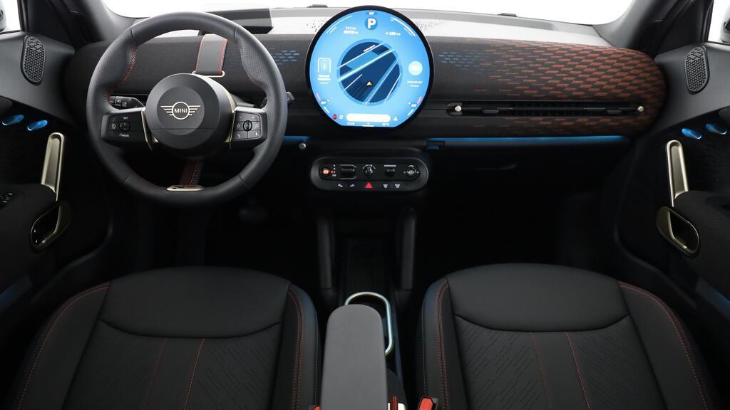 MINI Aceman E-image-11