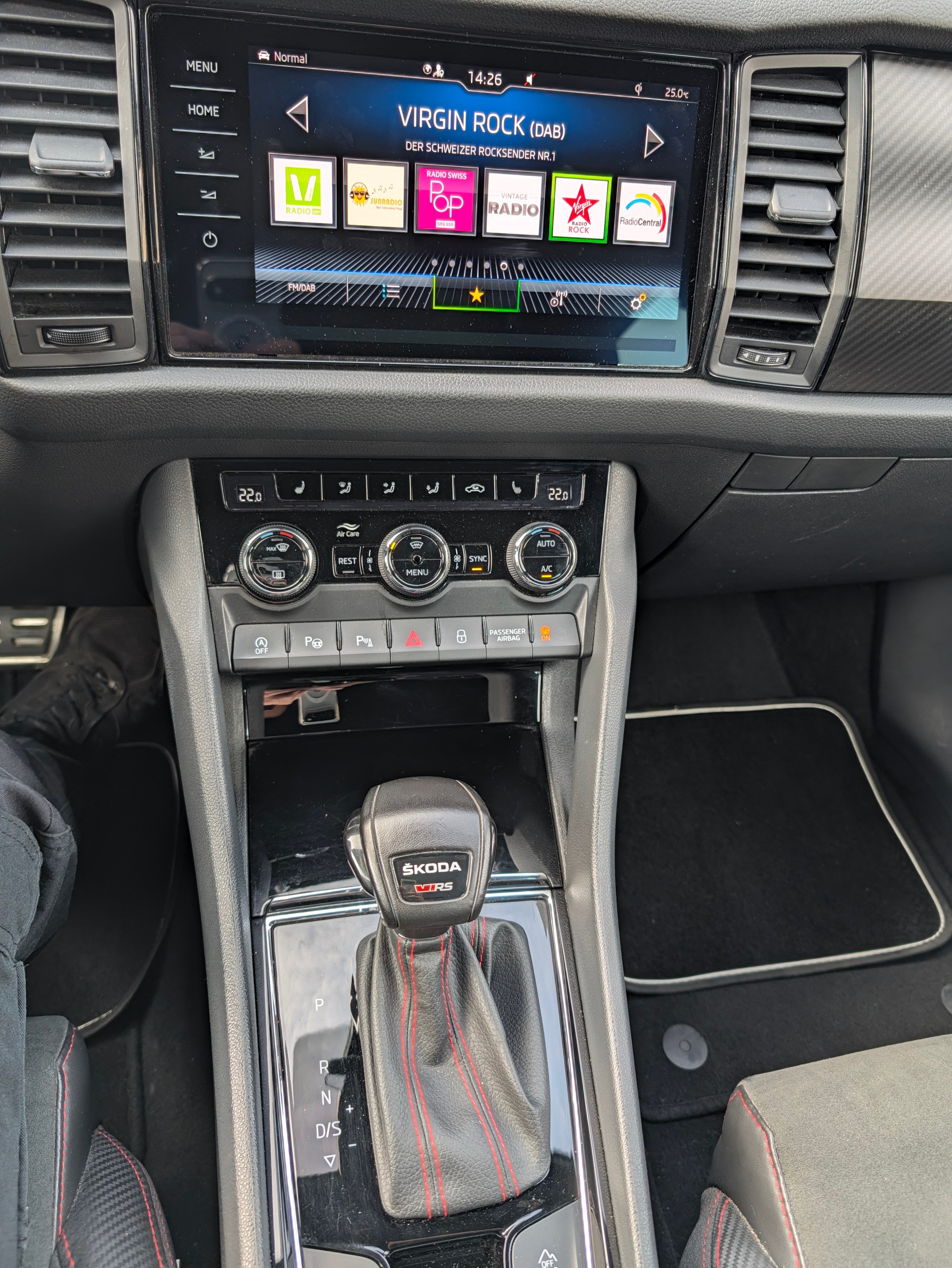 SKODA Kodiaq 2.0 TSI 4x4 RS-image-9