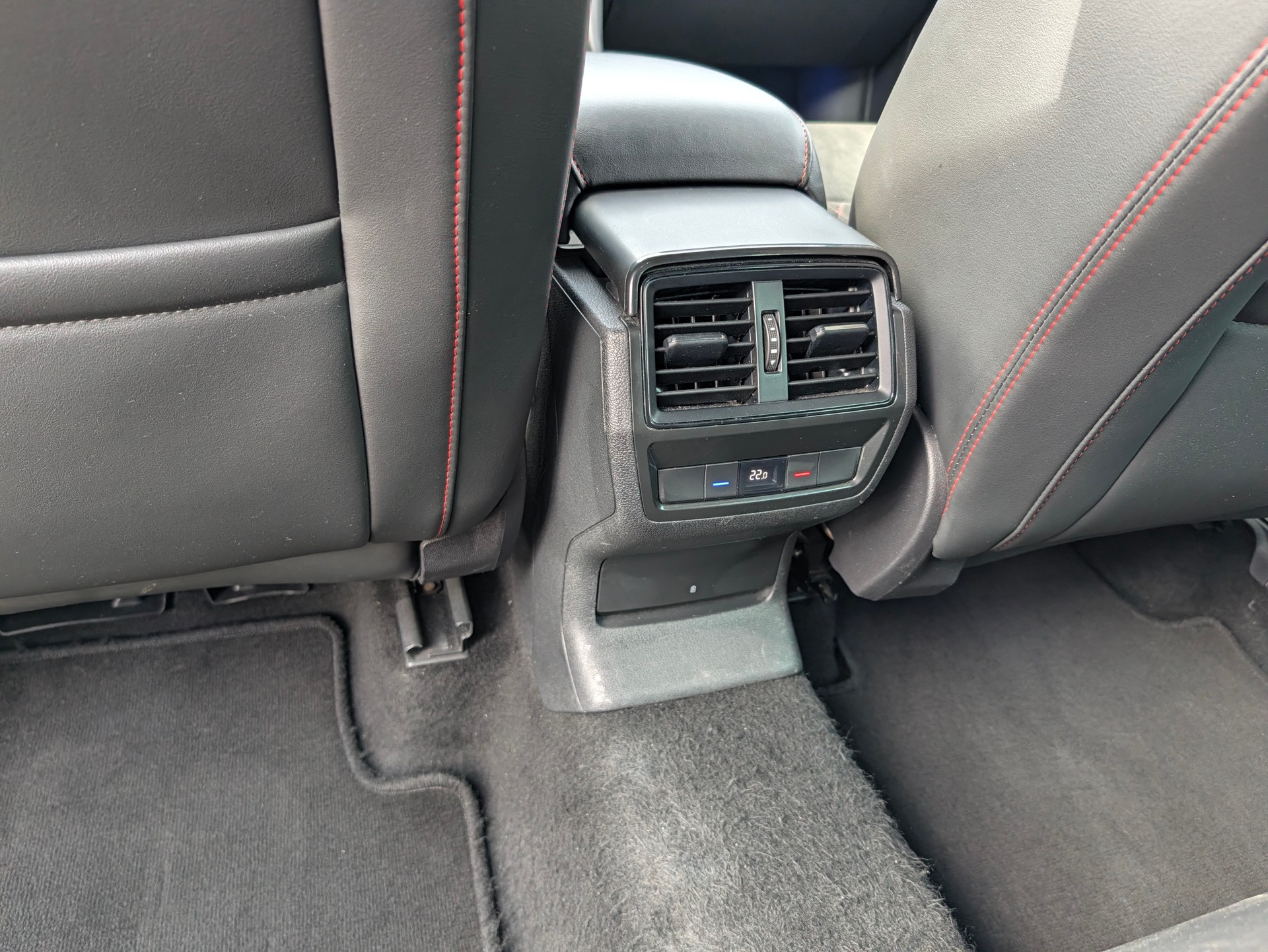 SKODA Kodiaq 2.0 TSI 4x4 RS-image-7