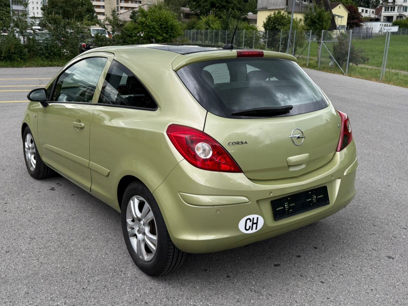 OPEL Corsa 1.4 TP Enjoy-image-2