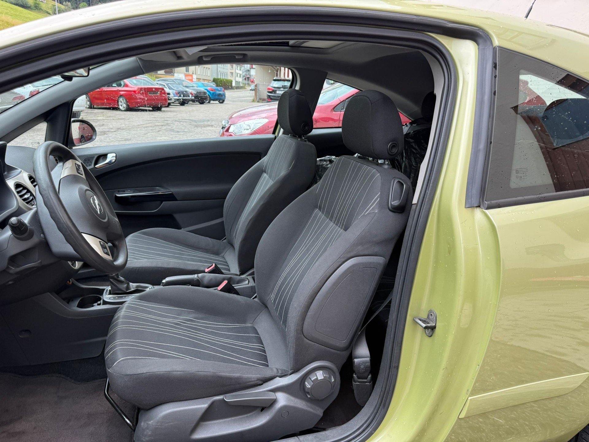 OPEL Corsa 1.4 TP Enjoy-image-9