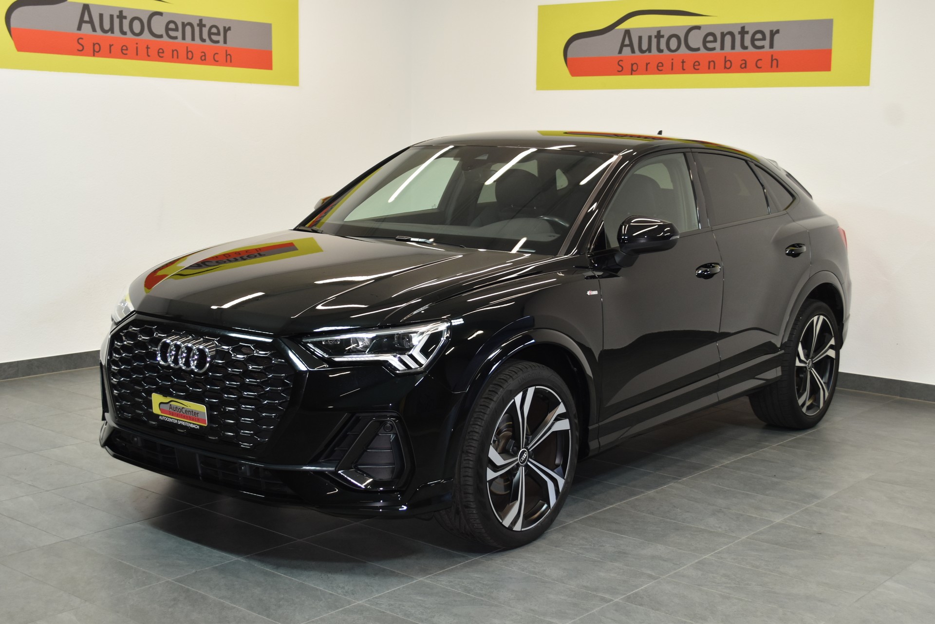 AUDI Q3 Sportback 35 TFSI S line Attraction S-tronic-image-1