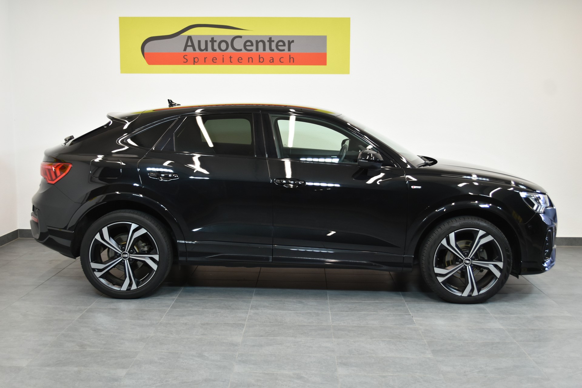 AUDI Q3 Sportback 35 TFSI S line Attraction S-tronic-image-13