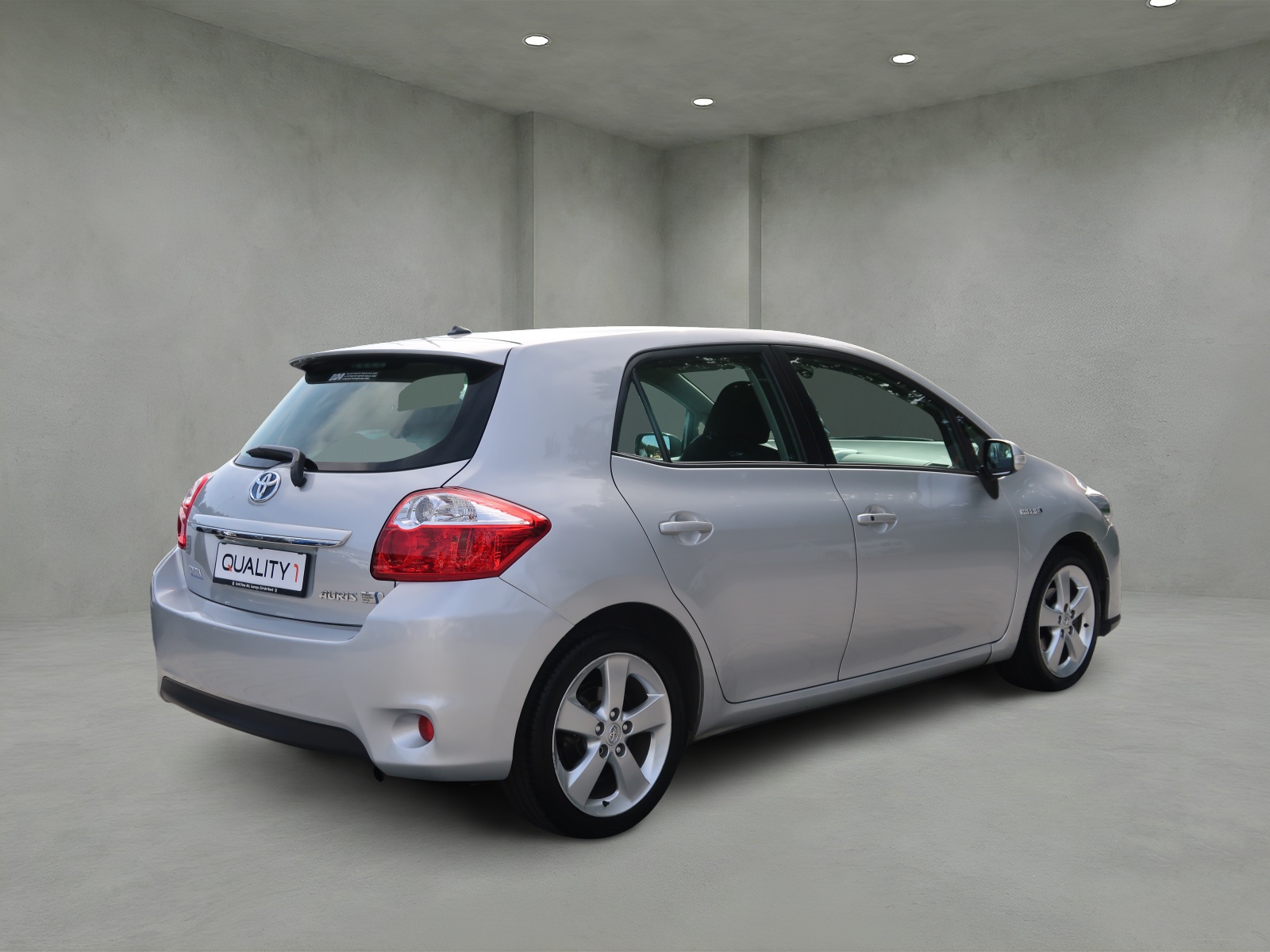 TOYOTA Auris 1.8 16V HSD Linea Sol-image-4