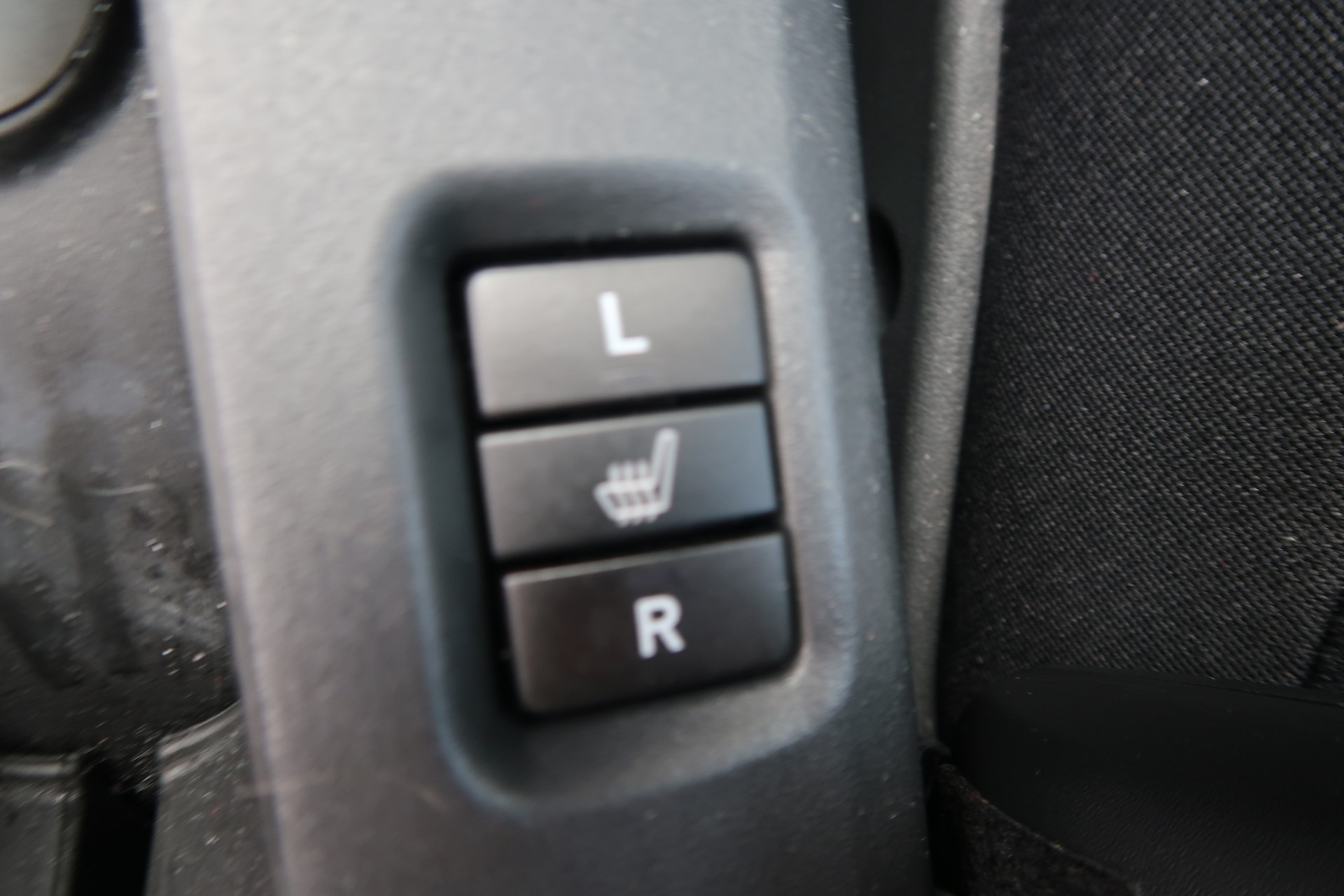 TOYOTA Auris 1.8 16V HSD Linea Sol-image-11