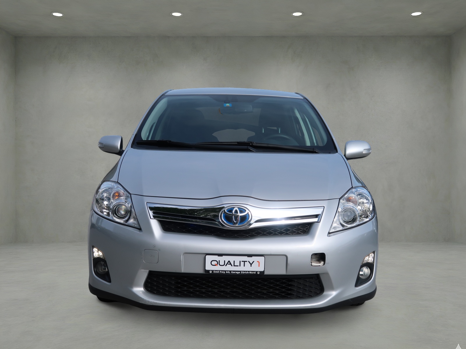 TOYOTA Auris 1.8 16V HSD Linea Sol-image-1
