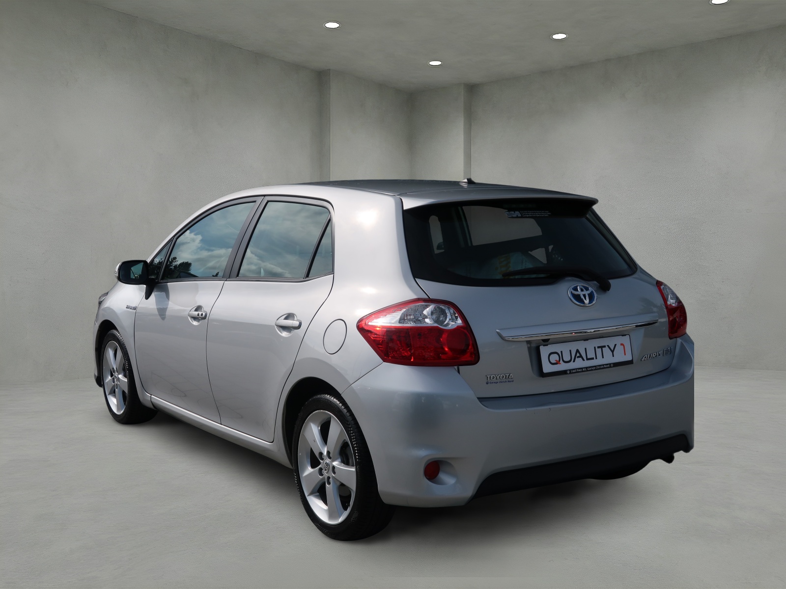 TOYOTA Auris 1.8 16V HSD Linea Sol-image-6
