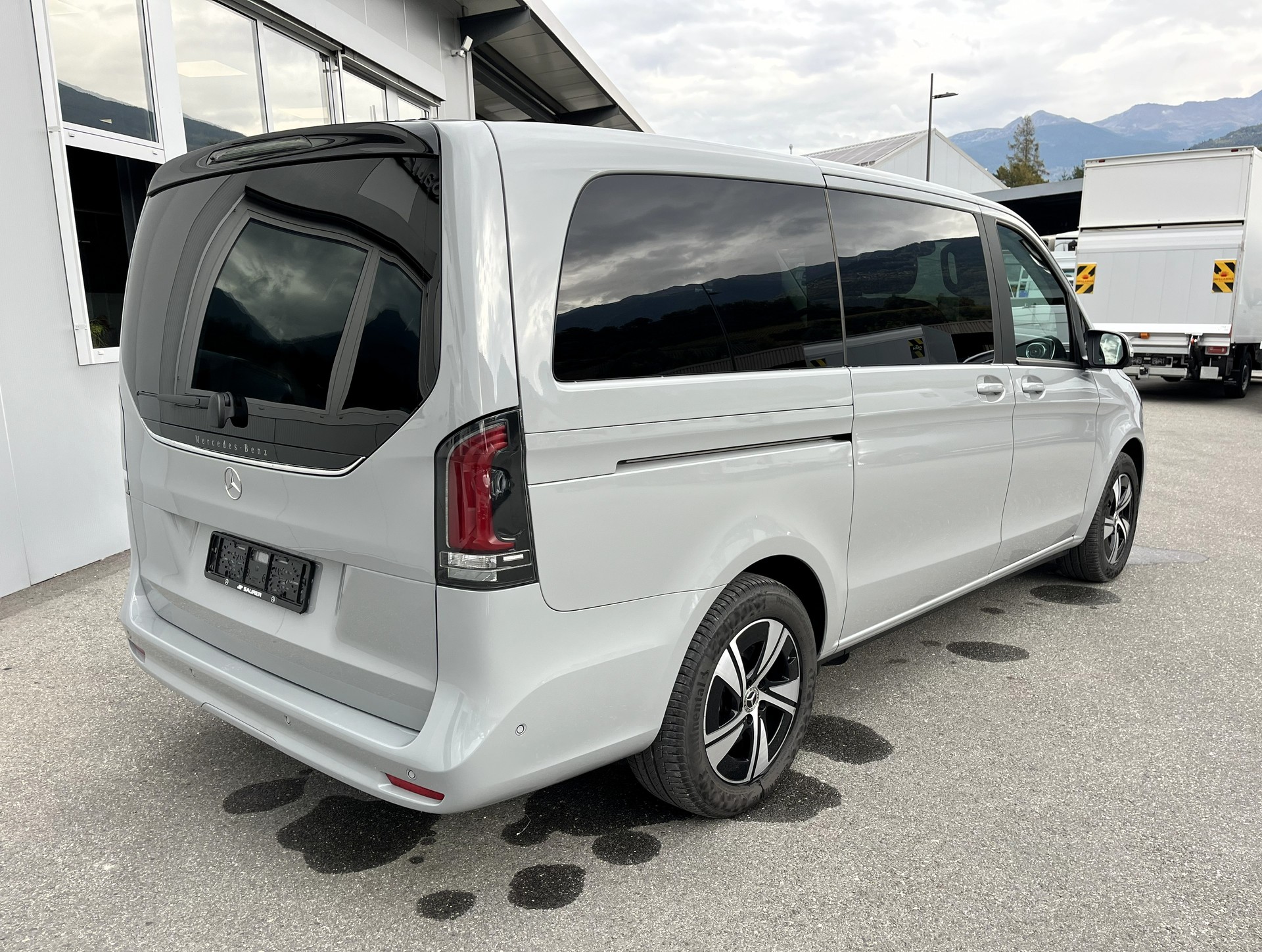 MERCEDES-BENZ V 250 d lang 4Matic Style 9G-Tronic-showroom-element-2