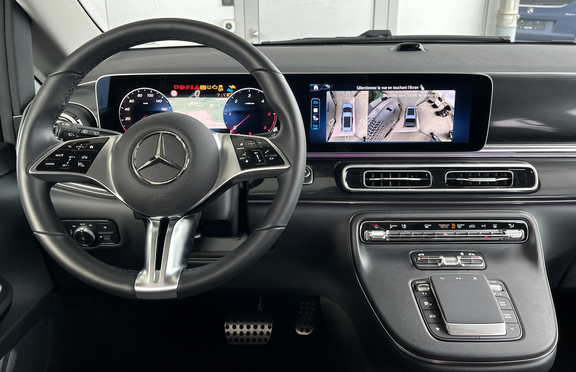 MERCEDES-BENZ V 250 d lang 4Matic Style 9G-Tronic-image-8