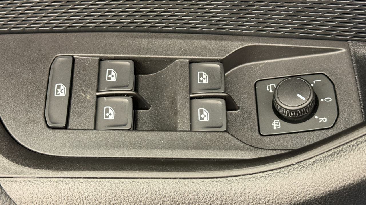 SKODA Octavia Combi 1.5 TSI mHEV DSG Selection-image-8