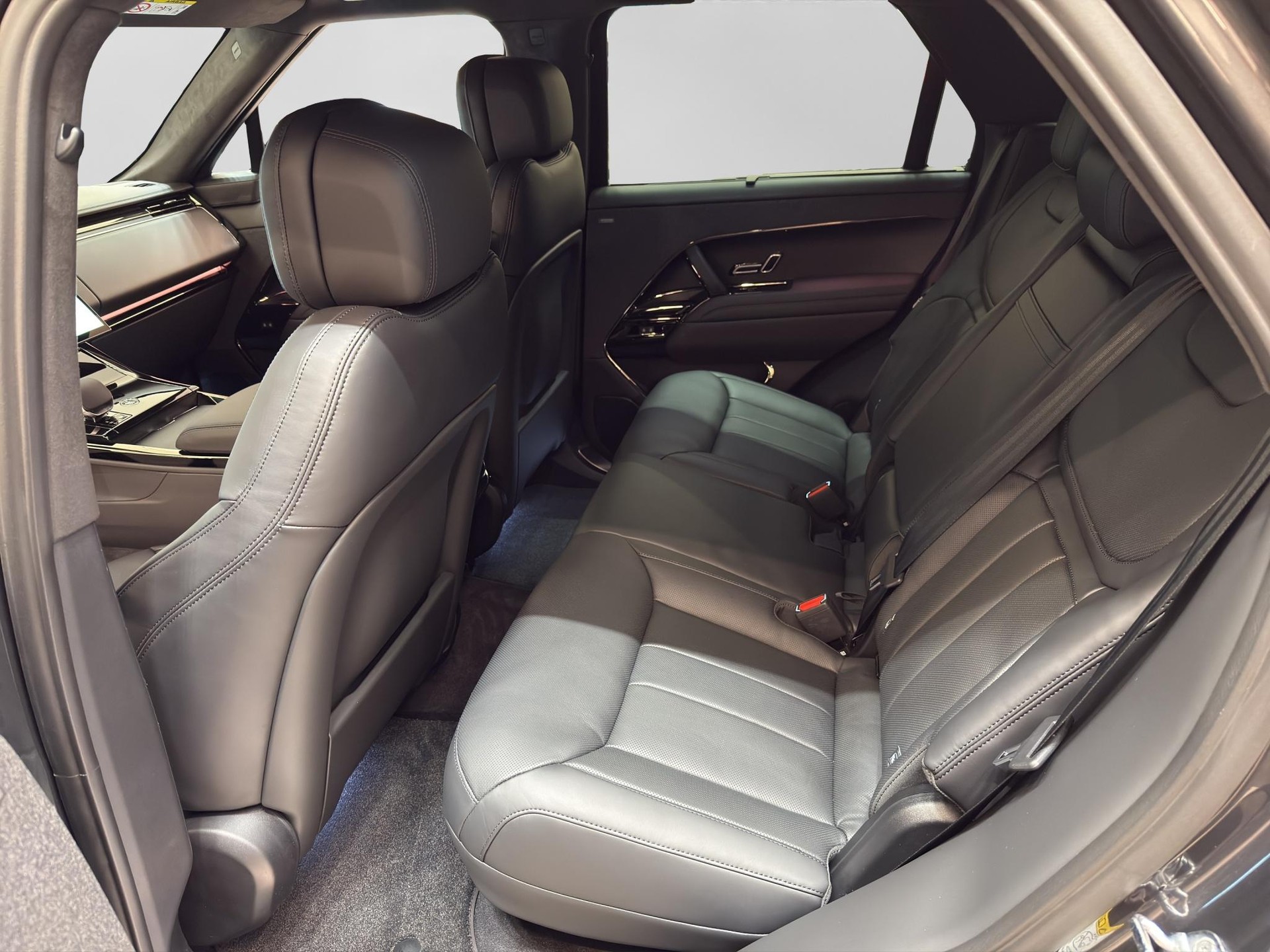 LAND ROVER Range Rover Sport 3.0 I6 P550e Autobiography-image-6