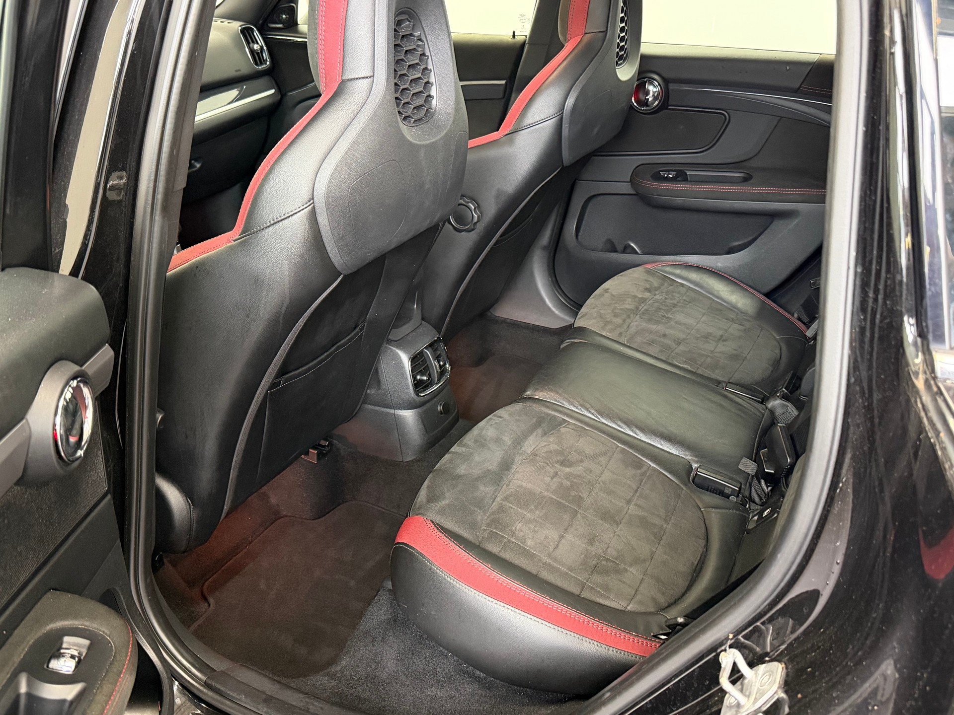 MINI Countryman John Cooper Works ALL4-image-15